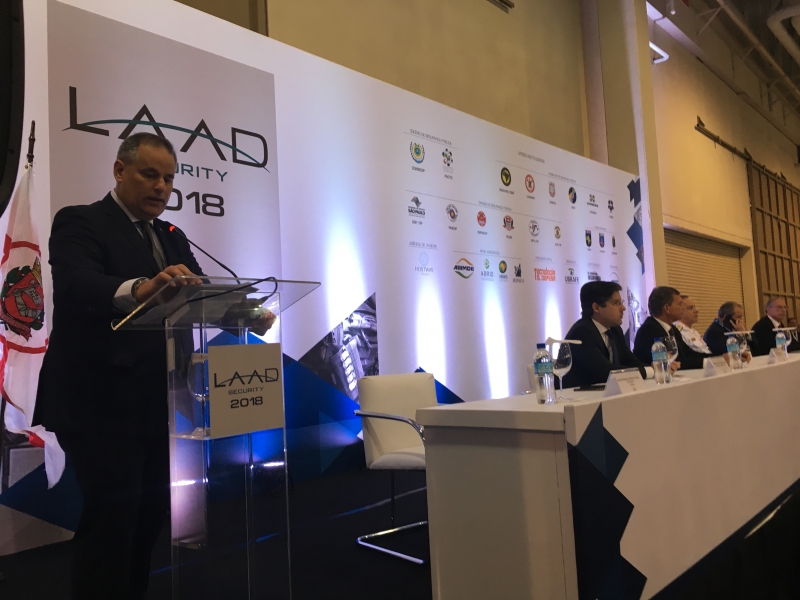 Presidente da Abimde na abertura da LAAD Security