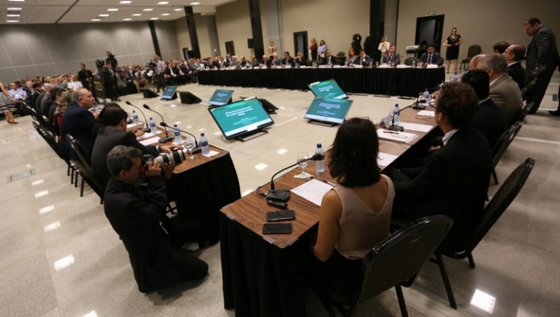 Assinatura Acordo RMB