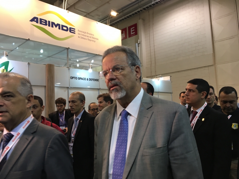 Ministro Raul Jungmann na LAAD Security